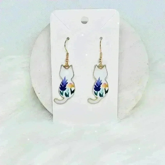 White Floral Cat Enamel Earrings - Picture 1 of 4
